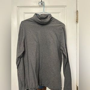 Eddie Bauer Turtle neck size 2XL